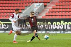 2.BL; FC Ingolstadt 04 - SG Dynamo Dresden; verpasste Torchance, Dennis Eckert Ayensa (7, FCI) Aidonis Antonis (23 Dresden)