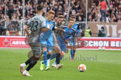 2.BL; FC St. Pauli - FC Ingolstadt 04, Christian Gebauer (22, FCI) Paqarada Leart (23 Pauli) Denis Linsmayer (23, FCI) Paqarada Leart (23 Pauli)