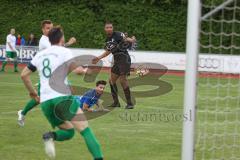 Kreisliga - FC Fatih Ingolstadt - FC Gerolfing - David Meier schwarz Fatih schiesst auf das leere Tor und Felix Winkelmeyr #8 weiss Gerolfing schlägt den Ball auf der Linie weg - - Marco Ernhofer Torwart Gerolfing - Foto: Jürgen Meyer