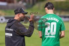 Landesliga - Saison 2024/25 - SV Manching - FC Kempten - Trainer Serkan Demir (SV Manching) - Peric Leon (Nr.20 - SV Manching) - Foto: Meyer Jürgen
