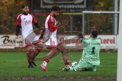 Kreisklasse - Saison 2025/26- Türk SV Ingolstadt - SC Steinberg-  - Daniel Drotleff weiss Türkisch mit einer Torchance  - Johannes Birkner Torwart Steinberg - Foto: Meyer Jürgen
