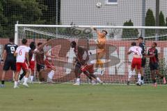 *** Bayernliga Nord - Saison 2025/26 - FC Ingolstadt 04 II - Jahn Regensburg II - Torwart Raphael Eßlinger (Nr.12 - FC Ingolstadt II) - XXXXX - Foto: Meyer Jürgen