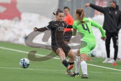 2023_12_10 - 2. Bundesliga - Saison 2023/24 - FC Ingolstadt 04 Frauen - VFL Wolfsburg - Paula Vidovic (Nr.11 - FCI Frauen) - König Amelie grün Wolfsburg - Foto: Meyer Jürgen