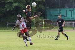 Relegation 2 - U17 - SSV Jahn Regensburg - FC Ingolstadt 04 - Martin Birkl (15 FCI) Jason Osei Tutu (16 SSV)