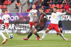 3. Liga; FC Ingolstadt 04 - 
Rot-Weiss Essen; Jannik Mause (7, FCI) Rios Alonso Jose-Enrique (23 RWE)