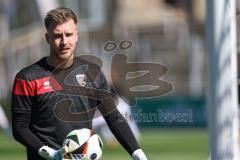 3. Liga; Borussia Dortmund II - FC Ingolstadt 04; Torwart Boevink Pelle (26 FCI) vor dem Spiel