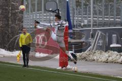 3. Liga; Testspiel, FC Ingolstadt 04 - SpVgg Greuther Fürth; Akrobatik Arian Llugiqi (25, FCI)