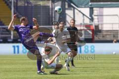 Relegation 2 - VfL Osnabrück - FC Ingolstadt 04 - Zweikampf Dennis Eckert Ayensa (7, FCI) Trapp Maurice (18 VfL) Maximilian Beister (11, FCI)