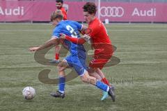 A-Junioren - Bundesliga Süd FC Ingolstadt 04 - TSG 1899 Hoffenheim -  Valentin Hoti (Nr.6 - FCI A-Junioren) rot - Behrens Hennes blau Hoffenheim - Foto: Meyer Jürgen