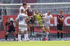 2.BL; FC Ingolstadt 04 - 1. FC Heidenheim; Torwart Fabijan Buntic (24, FCI) Maximilian Neuberger (38, FCI) Sessa Kevin (16, FCH) Mainka Patrick (6, FCH) Stefan Kutschke (30, FCI)