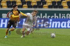 3. Liga - Dynamo Dresden - FC Ingolstadt 04 - Meier Jonathan (19 Dresden) Dennis Eckert Ayensa (7, FCI)