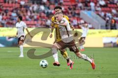 3. Liga; FC Ingolstadt 04 - Alemannia Aachen; Lars Lokotsch (13, FCI) Kapitänsbinde Motto: Gemeinsam Gutes Spiel Joel da Silva Kiala (37 AA)