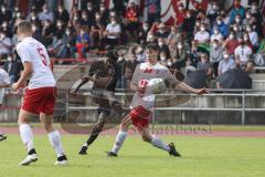 Relegation 2 - U17 - SSV Jahn Regensburg - FC Ingolstadt 04 - Schuß auf das Tor Michael Udebuluzor (25 FCI)