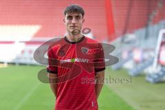 FC Ingolstadt 04; 3.Liga,  Porträttermin    
2025/2026, Elias Decker (4, FCI)