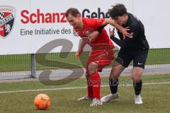 A-Junioren - Bundesliga Süd Fc Ingolstadt 04 - SC Freiburg -  Brunner Felix (Nr.19 - FC Ingolstadt A-Jugend) - Schopper David schwarz Freiburg - Foto: Meyer Jürgen