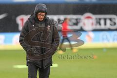 3. Liga - Hansa Rostock - FC Ingolstadt 04 - Direktor Sport Michael Henke (FCI) im Regen