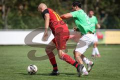 Kreisliga- Saison Saison 2026/27 -  Faruk Ereta grün Fatih - Mathias Habricht rot Kasing - Foto: Meyer Jürgen