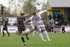 Bezirksliga - Saison 2023/24 - TSV Gaimersheim - TSV Eching - Nico von Swiontek Brezinski (Nr.17 - Gaimersheim) - Maximilian Beer schwarz Eching - Foto: Meyer Jürgen