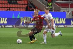 3. Liga; FC Ingolstadt 04 - Erzgebirge Aue; Zweikampf Kampf um den Ball Tobias Bech (11, FCI) Majetschak Erik (13 Aue)