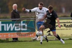 2023_11_12 - SV Hundszell - SV Karlskron   - Kreisliga - Saison 2023/24 - Daniel Tkac weiss Karlskron - Matthias Weinzierl schwarz Hundszell -  Foto: Meyer Jürgen