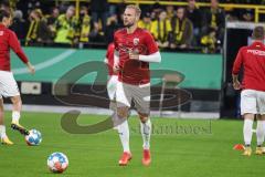 DFB Pokal; Borussia Dortmund - FC Ingolstadt 04; vor dem Spiel Maximilian Beister (11, FCI)