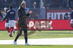 2.BL; Holstein Kiel - FC Ingolstadt 04 - vor dem Spiel Cheftrainer Rüdiger Rehm (FCI)