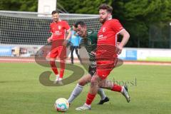 Bezirksliga - Saison 2022/2023 - FC Fatih Ingolstadt - VSST Günzelhofen - Roin Koblianidze rot Fatih - Qendrim Beqiri grün Günzelhofen - Foto: Meyer Jürgen