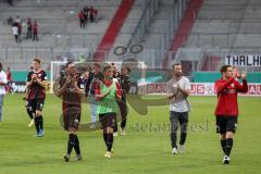 DFB Pokal; FC Ingolstadt 04 - Erzgebirge Aue; Ehrenrunde, das Team bedankt sich bei den Fans, Michael Heinloth (17, FCI) Jan Hendrik Marx (26, FCI) Peter Kurzweg (16, FCI) Denis Linsmayer (23, FCI) Maximilian Neuberger (38, FCI)