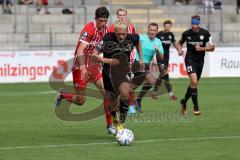 3.Liga - Saison 2022/2023 - SC Freiburg II - FC Ingolstadt 04 - Merlin Röhl (Nr.28 - SC Freiburg II) - Tobias Bech (Nr.11 - FCI) -  - Foto: Meyer Jürgen