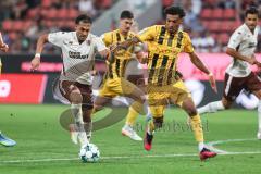 3. Liga; FC Ingolstadt 04 - Alemannia Aachen; Nishan Velupilay (28 FCI) Zweikampf Kampf um den Ball Joel da Silva Kiala (37 AA)