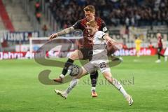 3. Liga; FC Ingolstadt 04 - SV Waldhof Mannheim; Zweikampf Kampf um den Ball Sebastian Grönning (11, FCI) Bolay Luca (25 SVWM)