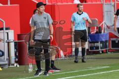 2.BL; FC Ingolstadt 04 - 1. FC Heidenheim; aufgeregt Cheftrainer Roberto Pätzold (FCI)