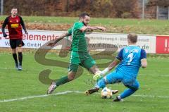 BZL - Oberbayern Nord - SV Manching - SV Kasing -  Thomas Schreiner (#11 Manching) - Patrick Lücking Torwart SV Kasing - Foto: Jürgen Meyer