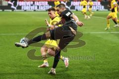 3. Liga; FC Ingolstadt 04 - Borussia Dortmund II; Pascal Testroet (37, FCI) Flanke Göbel Patrick (17 BVB2)