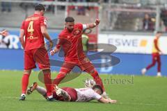 3. Liga - Saison 2025/26 - SV Wehen/Wiesbaden - FC Ingolstadt 04  - Fatih Kaya (Nr.29 - Wiesbaden) - Sascha Mockenhaupt (Nr.4 - Wiesbaden) - Linus Rosenlöcher (Nr.19 - FCI) - Foto: Meyer Jürgen