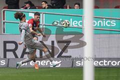 3. Liga; FC Ingolstadt 04 - FC Viktoria Köln; SchanzenGeber-Spieltag, Felix Keidel (43, FCI) Bogicevic Donny (8 VK)