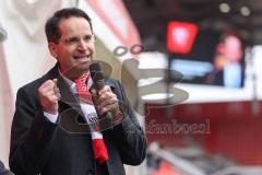 3. Liga; FC Ingolstadt 04 - FC Viktoria Köln; Oberbürgermeister Dr. Michael Kern spricht im Stadion