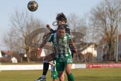 Landesliga - Saison 2025/26 - SV Manching - TSV Schwabmünchen - Leon Peric (Nr.20 - SV Manching) - Kusterer Lucas schwarz Schwabmünchen - Foto: Meyer Jürgen