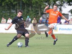 Relegation zur Kreisklasse - Saison 2025/26 - TSV Gaimersheim II - SC Irgertsheim  - Simon Gelbmann schwarz Gaimersheim  - Deniz Tasgin orange Irgertsheim - Foto: Meyer Jürgen