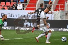 3. Liga; FC Ingolstadt 04 - SSV Ulm 1846; Tor Jubel Treffer 3:0 Jannik Mause (7, FCI) Torwart Ortag Christian (39 Ulm) keine Chance