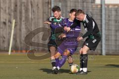 Freundschaftsspiel - Saison 2025/26- TSV Gaimersheim - VFR Neuburg - Frederic Wytopil lila Neuburg - Dennis Hüttinger (Nr.7 - TSV Gaimersheim) links - Quendrim Hoti (Nr.4 - TSV Gaimersheim) rechts - Foto: Meyer Jürgen