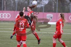 2. Fußball-Liga - Frauen - Saison 2022/2023 - FC Ingolstadt 04 - SC Freiburg II - Lea Wolski (Nr.6 - FCI Frauen) beim Kopfball - Fischer Leni schwarz Freiburg - Foto: Meyer Jürgen