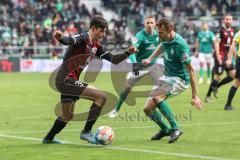 2.BL; SV Werder Bremen - FC Ingolstadt 04; Merlin Röhl (34, FCI) Christian Groß (36 Bremen)