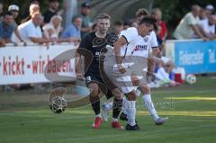 Landesliga - Saison 2026/27 - SV Manching - VFR Neuburg - Luca Oehler (Nr.3 - SV Manching) - Beran Leon weiss Neuburg #9  - Foto: Meyer Jürgen