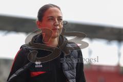 3. Liga; FC Ingolstadt 04 - SV Waldhof Mannheim; Cheftrainerin Sabrina Wittmann (FCI) vor dem Spiel