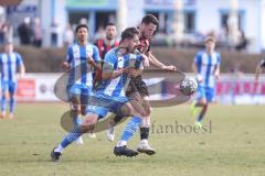 Toto-Pokal; FV Illertissen - FC Ingolstadt 04; Zweikampf Kampf um den Ball Jeck Niklas (22 FVI) Ryan Malone (16, FCI)
