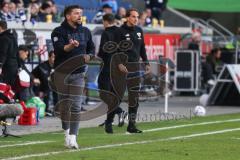 3. Liga; MSV Duisburg - FC Ingolstadt 04; an der Seitenlinie, Spielerbank Cheftrainer Torsten Ziegner (MSV) Cheftrainer Rüdiger Rehm (FCI)