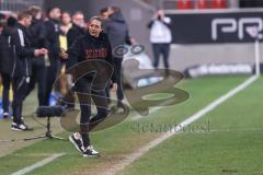 3. Liga; FC Ingolstadt 04 - Alemannia Aachen; Niederlage, hängende Köpfe, 0:3, Cheftrainerin Sabrina Wittmann (FCI) holt alle Spieler aufs Feld