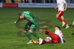Landesliga - Saison 2024/25 - SV Manching - FC Gundelfingen - Dario Nikolic weiss Gundelfingen - Fabian Neumayer (Nr.9 - SV Manching) - Foto: Meyer Jürgen