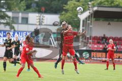 2. Frauen-Bundesliga - Saison 2021/2022 - FC Ingolstadt 04 - SV Meppen - Fritz Anna-Lena (#19 FCI) beim Kopfball - Foto: Meyer Jürgen